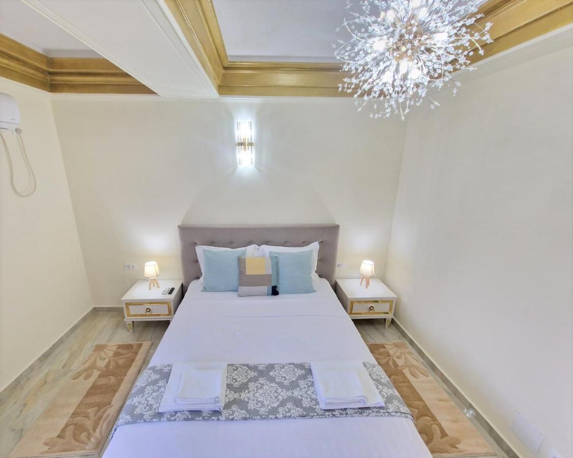 בוקרשט Laroka House Luxury Apartment City Center Universitate מראה חיצוני תמונה